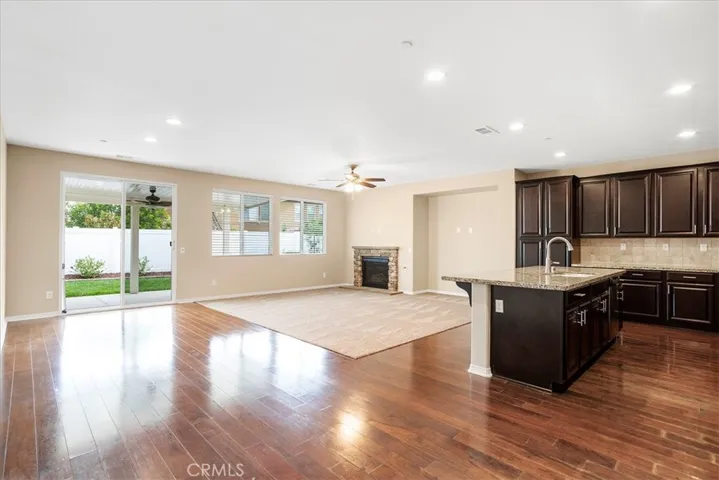 42528 Garcia Way, Temecula, California 92592