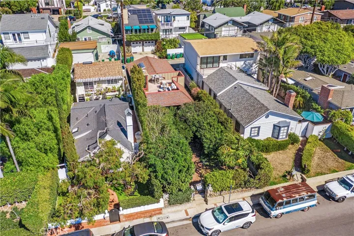 1436 Glenneyre Street, Laguna Beach, California 92651