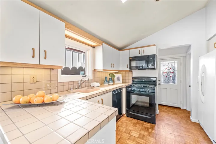 1436 Glenneyre Street, Laguna Beach, California 92651
