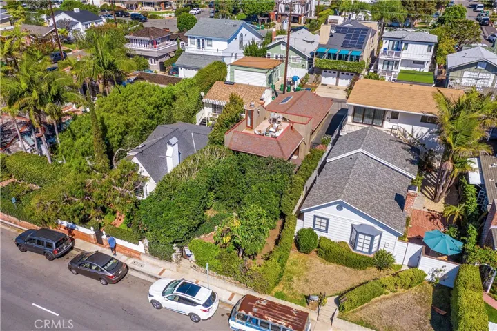 1436 Glenneyre Street, Laguna Beach, California 92651