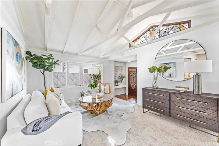 1436 Glenneyre Street, Laguna Beach, California 92651