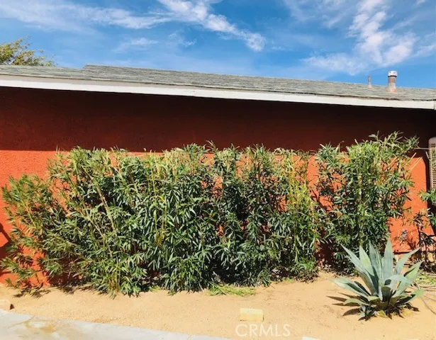 15912 Koch Street, Mojave, California 93501