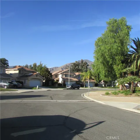 29213 Palm View Lane, Highland, California 92346