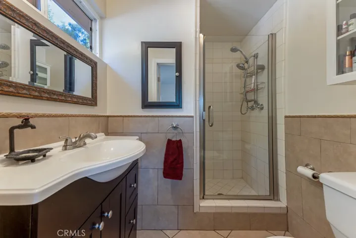 4762 Excelente Drive, Woodland Hills, California 91364