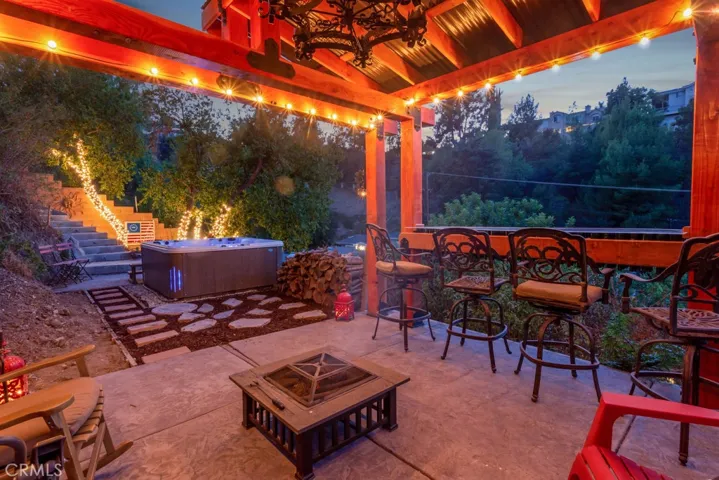 4762 Excelente Drive, Woodland Hills, California 91364