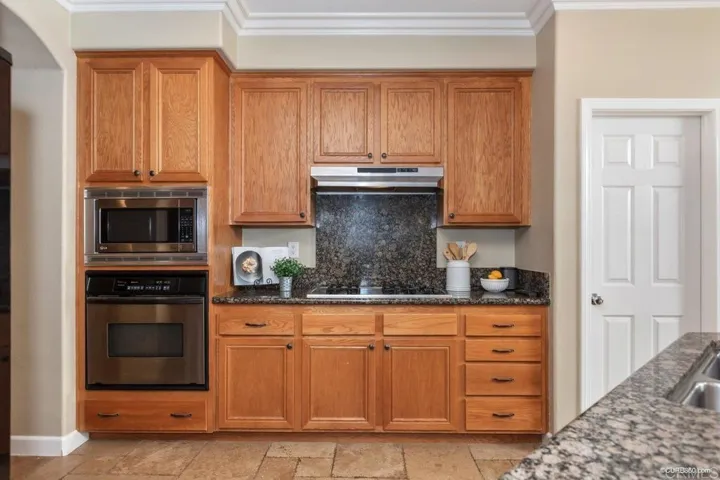 2448 Crooked Trail Road, Chula Vista, California 91914
