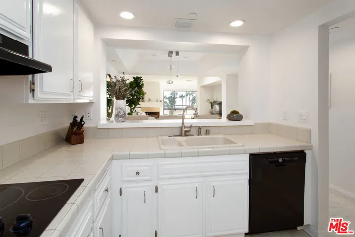 110 Ocean Park Boulevard 503, Santa Monica, California 90405