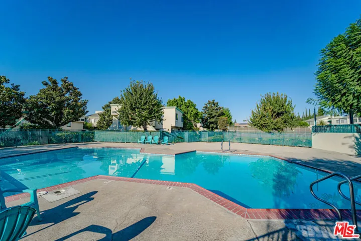 18508 Mayall Street G, Northridge, California 91324
