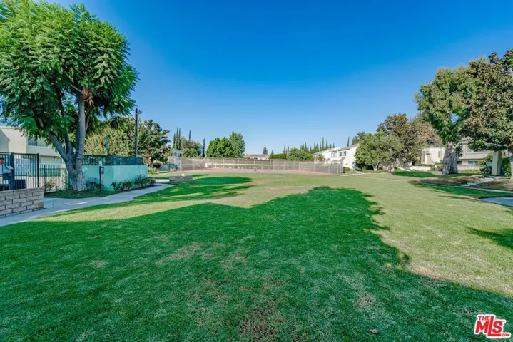 18508 Mayall Street G, Northridge, California 91324