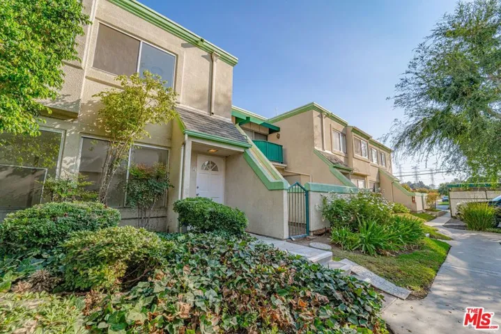 18508 Mayall Street G, Northridge, California 91324
