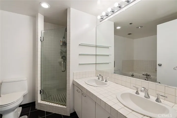 525 E Seaside Way 209, Long Beach, California 90802