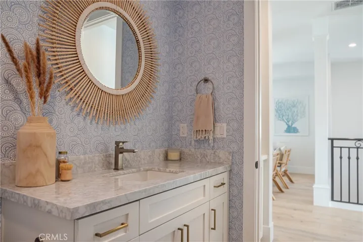 1037 2nd Street, Hermosa Beach, California 90254