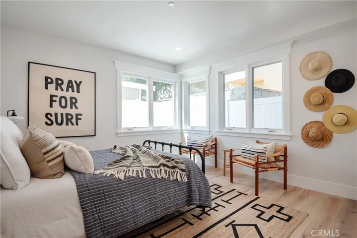 1037 2nd Street, Hermosa Beach, California 90254