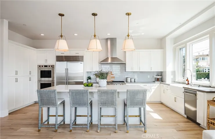 1037 2nd Street, Hermosa Beach, California 90254