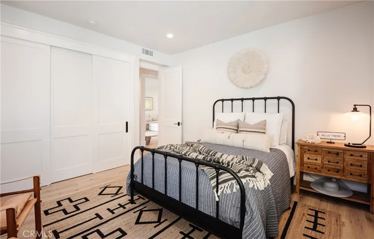 1037 2nd Street, Hermosa Beach, California 90254