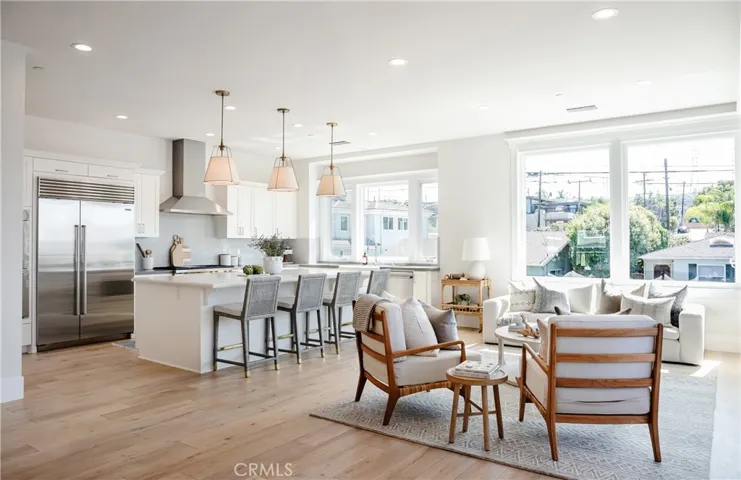 1037 2nd Street, Hermosa Beach, California 90254