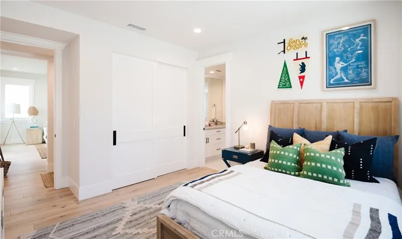 1037 2nd Street, Hermosa Beach, California 90254