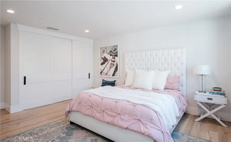 1037 2nd Street, Hermosa Beach, California 90254