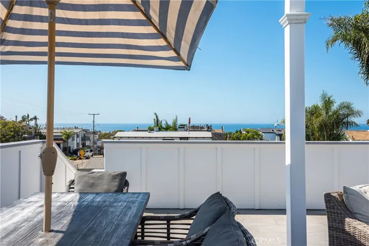 1037 2nd Street, Hermosa Beach, California 90254