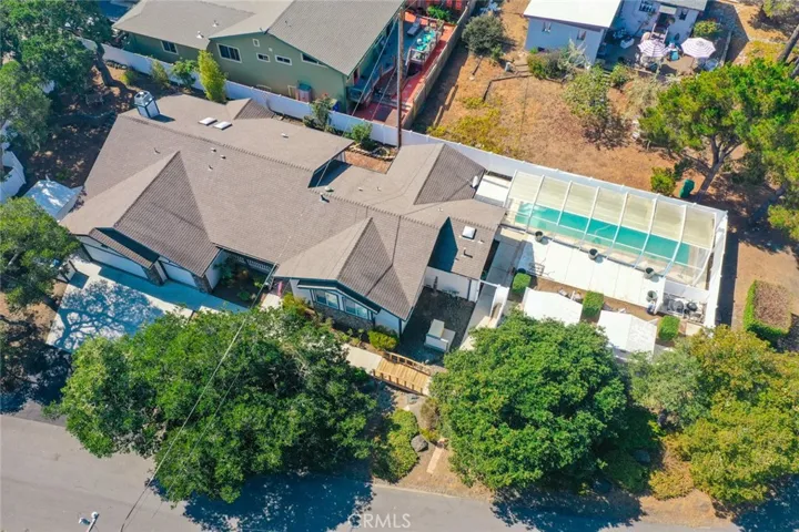 5955 Sunbury Avenue, Cambria, California 93428