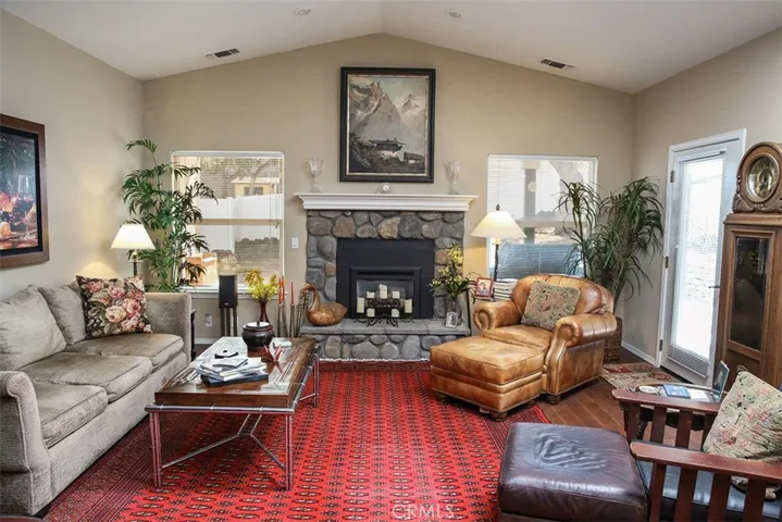 5955 Sunbury Avenue, Cambria, California 93428