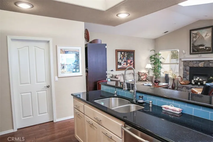 5955 Sunbury Avenue, Cambria, California 93428