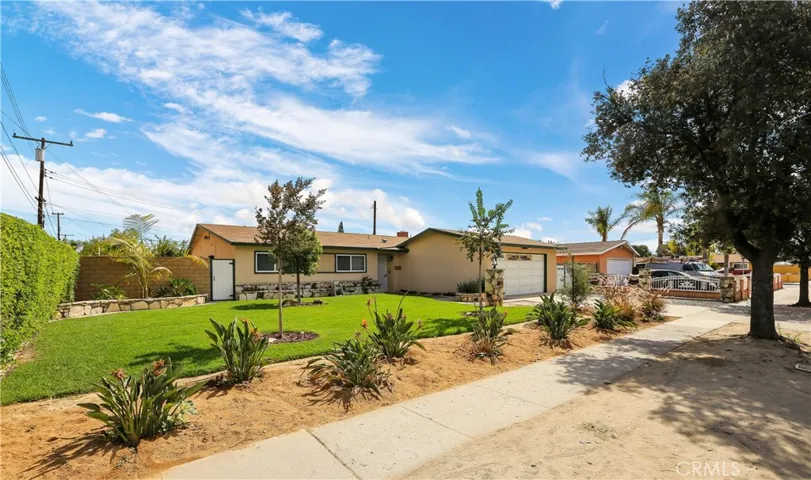 1330 N Acacia Street, Anaheim, California 92805