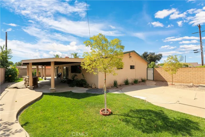 1330 N Acacia Street, Anaheim, California 92805