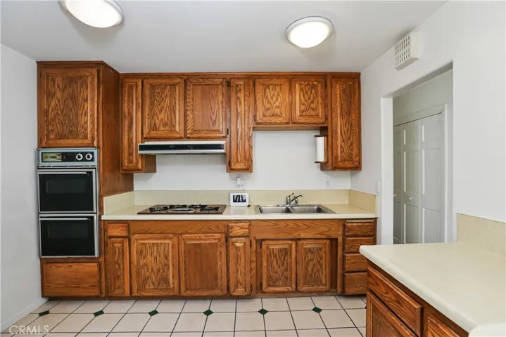 1330 N Acacia Street, Anaheim, California 92805