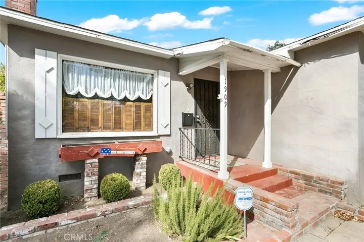 1909 Glen Avenue, Merced, California 95340