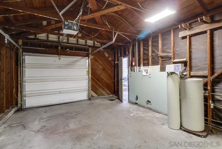 7855 Lincoln St., Lemon Grove, California 91945