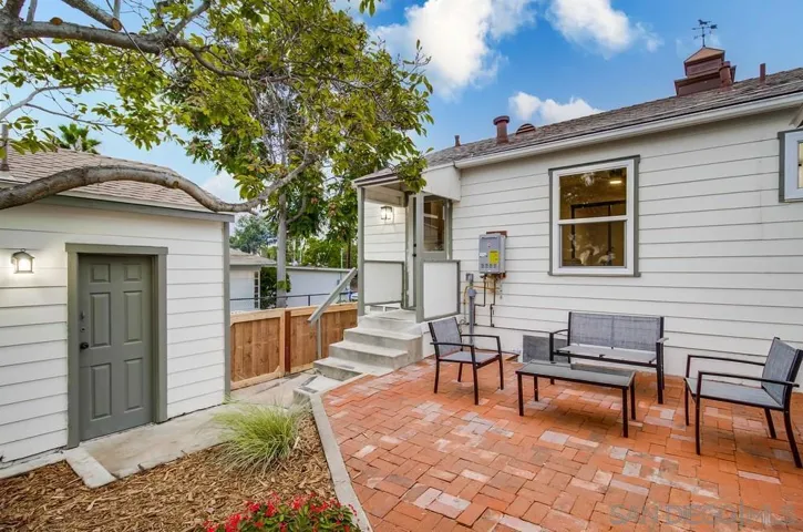 7855 Lincoln St., Lemon Grove, California 91945