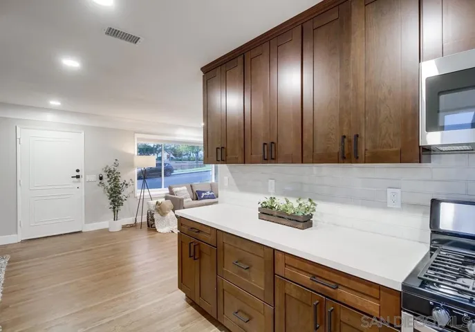 7855 Lincoln St., Lemon Grove, California 91945