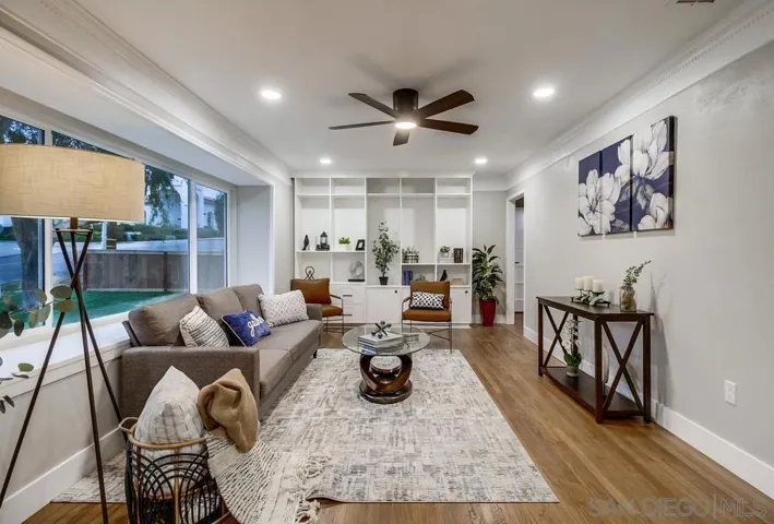 7855 Lincoln St., Lemon Grove, California 91945