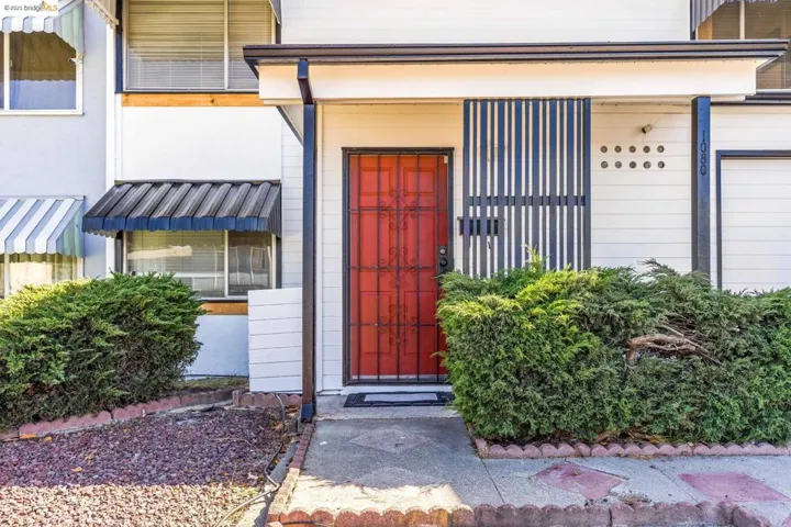 1080 Campbell St, Richmond, California 94804