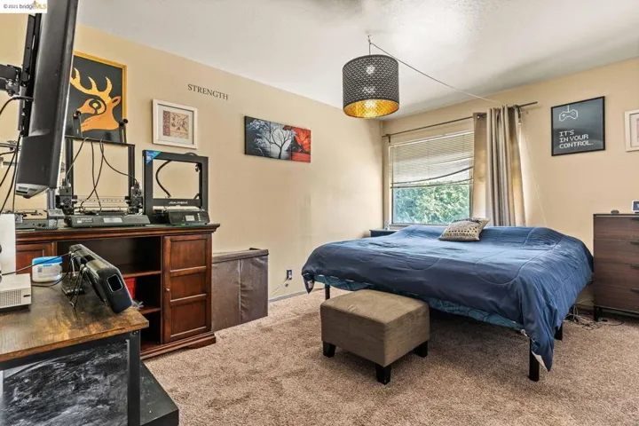 1080 Campbell St, Richmond, California 94804