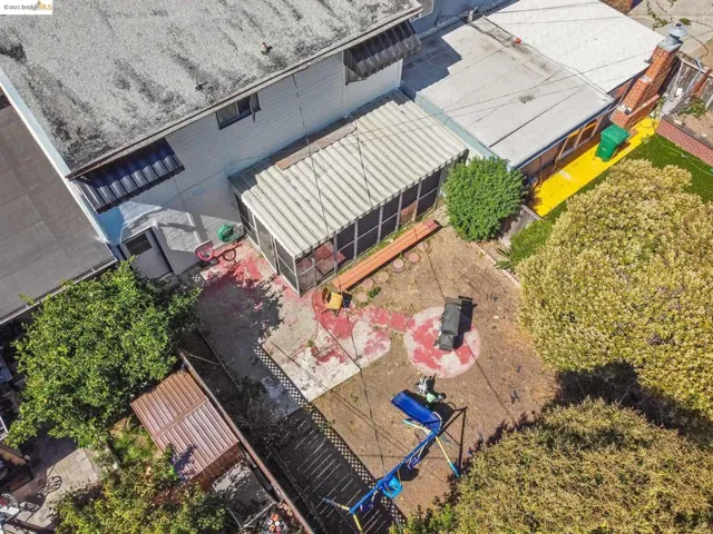 1080 Campbell St, Richmond, California 94804
