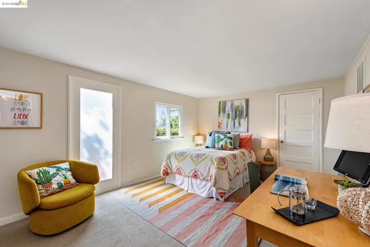 3838 Greenwood Avenue, Oakland, California 94602-1106