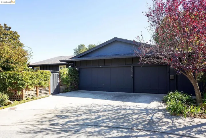 13318 Clairepointe Way, Oakland, California 94619