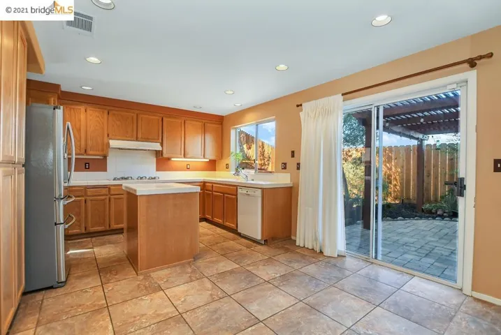 3936 Folsom Dr, Antioch, California 94531