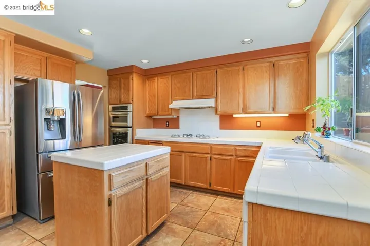3936 Folsom Dr, Antioch, California 94531
