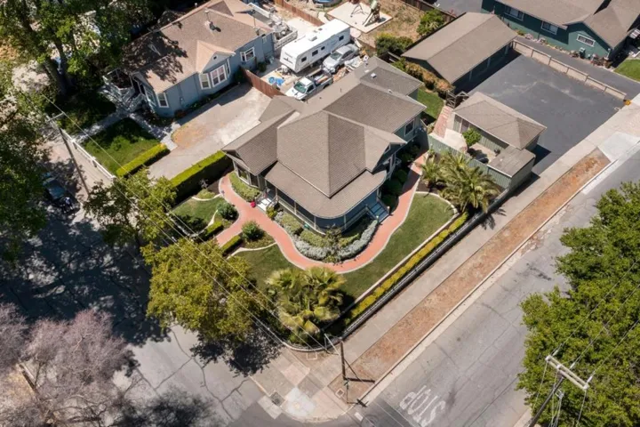 , Hollister, California 95023