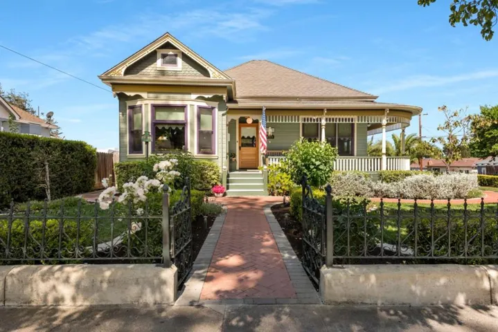 , Hollister, California 95023
