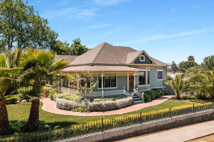 , Hollister, California 95023