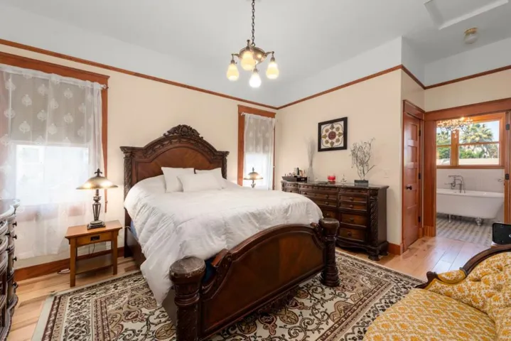 , Hollister, California 95023
