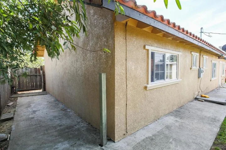 , Salinas, California 93906