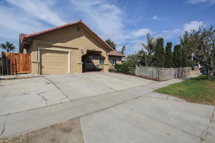 , Salinas, California 93906