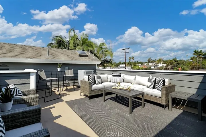 340 Flint Avenue, Long Beach, California 90814