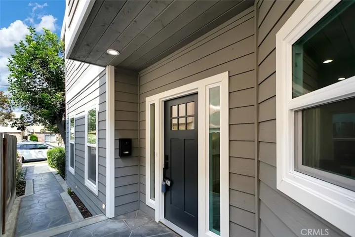 340 Flint Avenue, Long Beach, California 90814