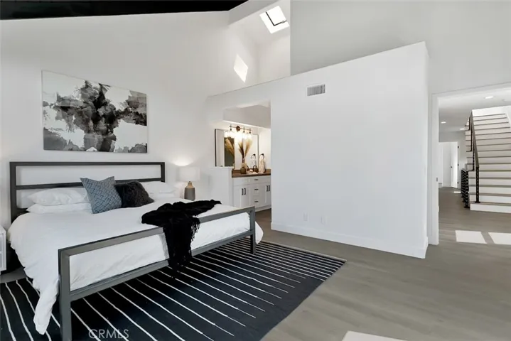 340 Flint Avenue, Long Beach, California 90814